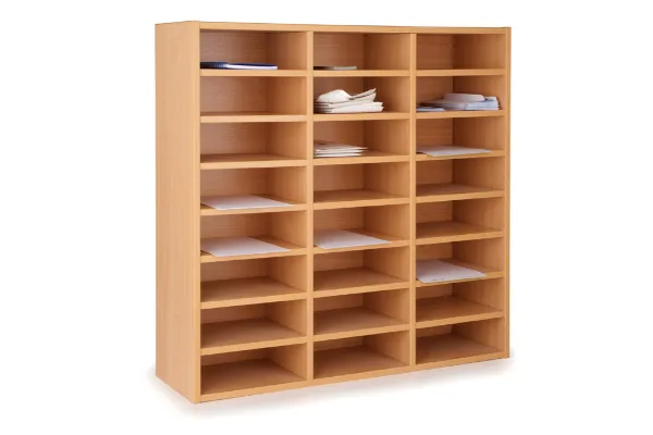 storage / Piegonhole